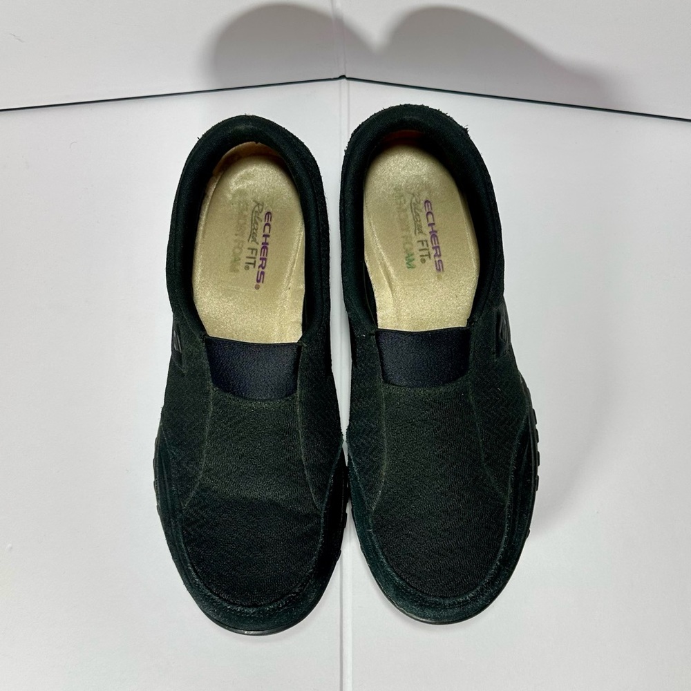 🖤 SKECHERS Memory Foam Black Relaxed Fit Slip-Ons
